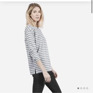 Everlane Breton Top in Grey and White | Medium